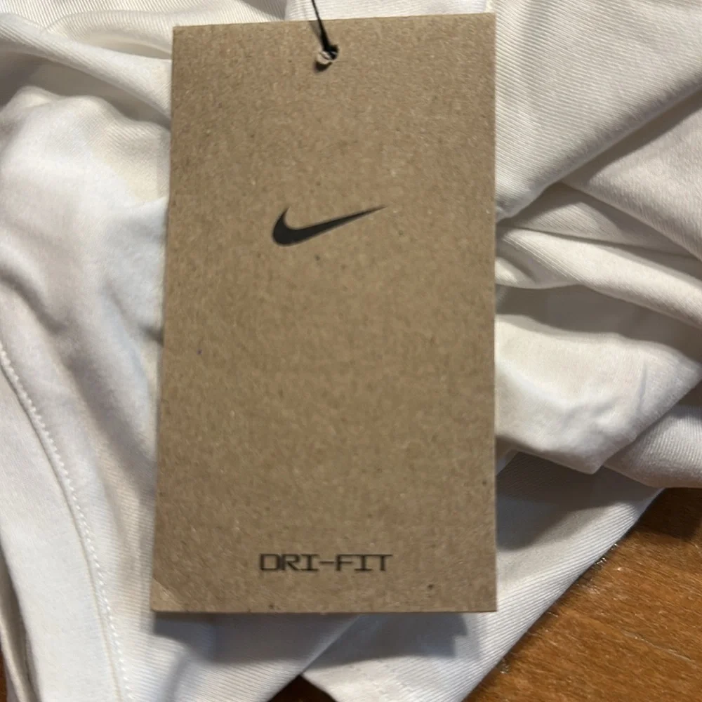 Women’s Nike NikeCourt Dri-FIT Victory Tennis Dress DV3490-100 White NEW - Picture 3 of 7